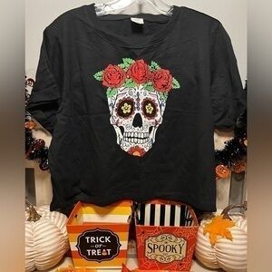 NWOT La Luna Dia De Los Muertos Skull Flower Black Cropped Shirt Size Medium